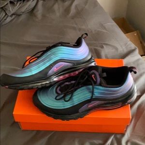 They are 10.5 Nike epic react fltknit 2